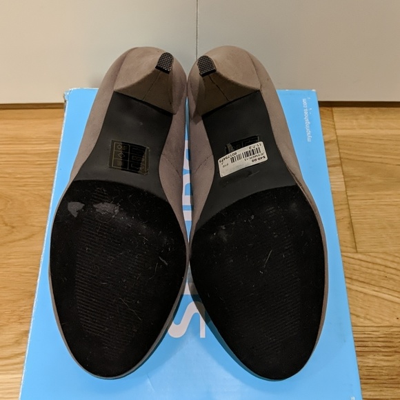 Spring Jesmer Gray Suede Heels Pumps size 38 8 - Picture 5 of 5